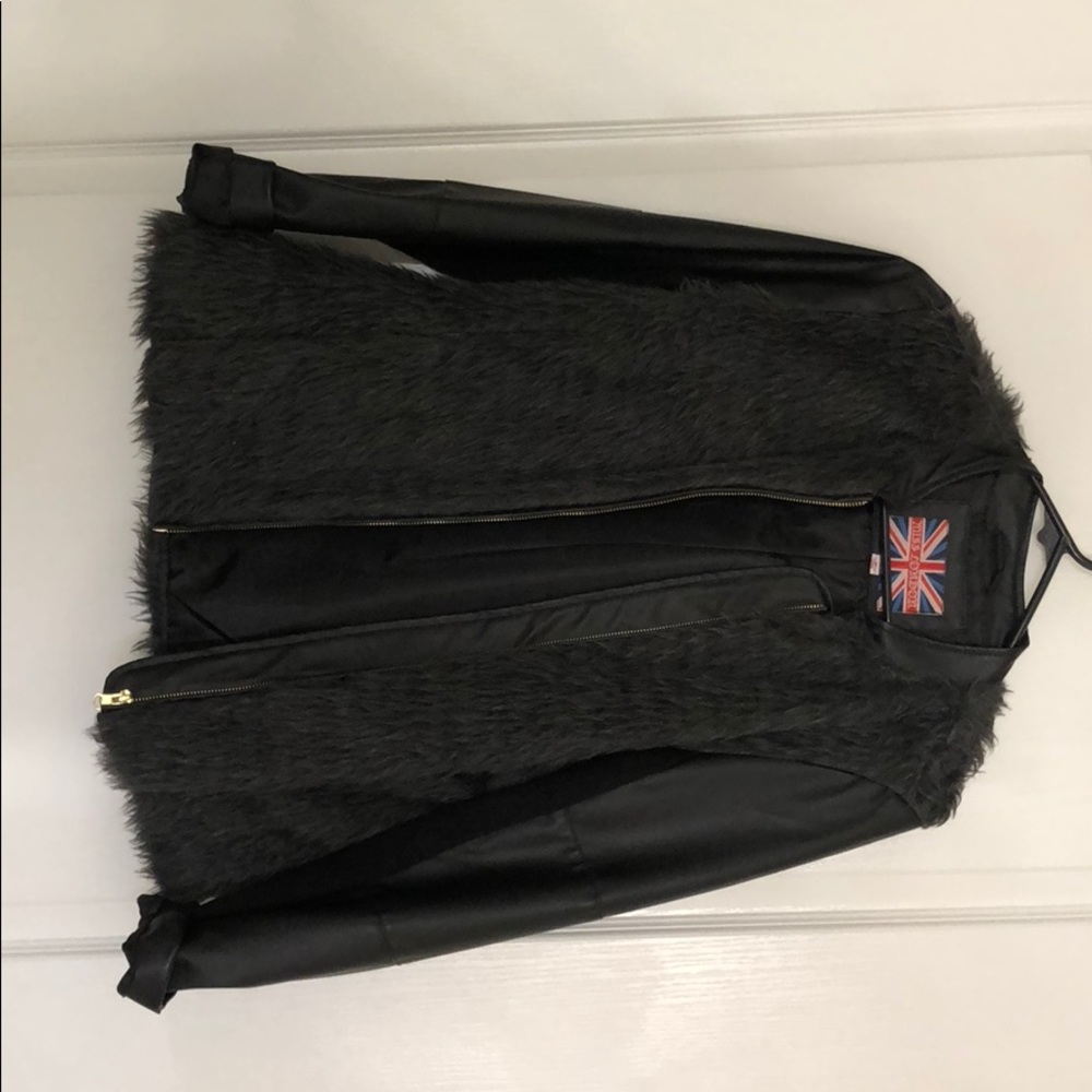 Leather jacket with fur